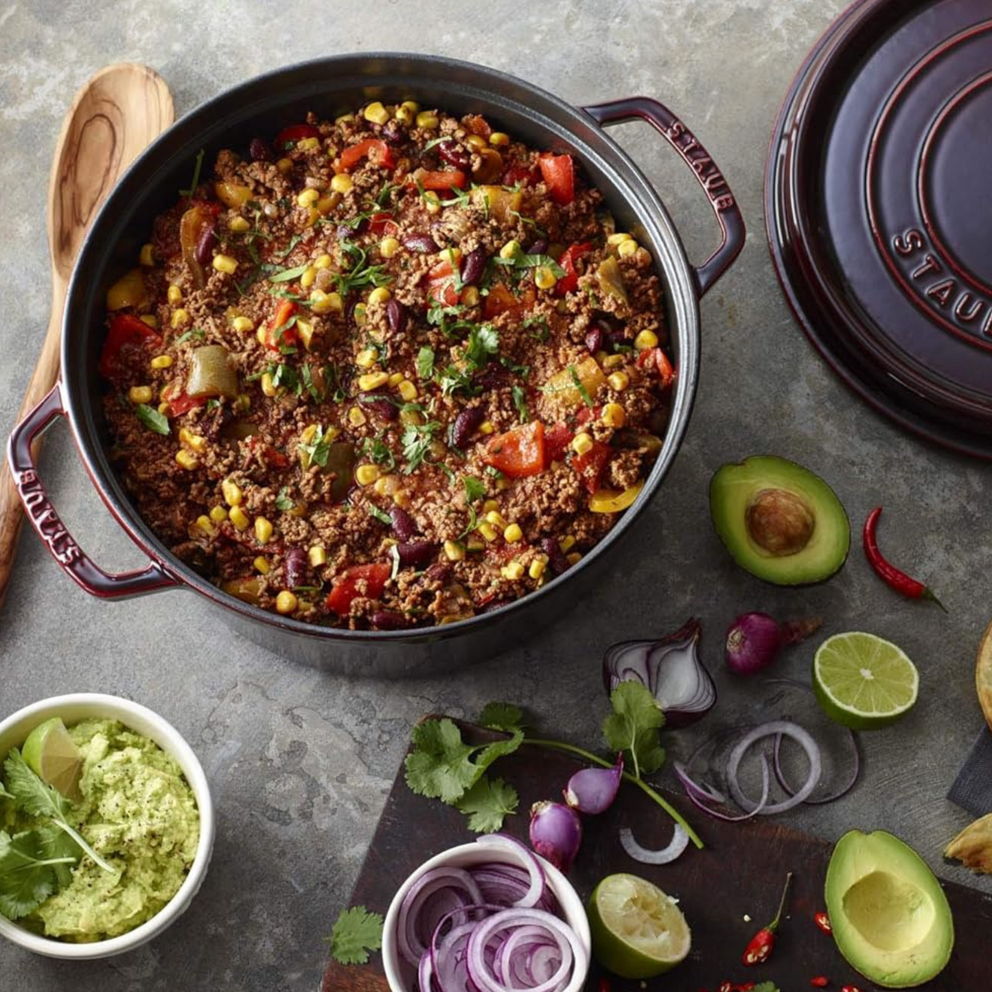طنجرة Pico Cocotte | من الكاست آيرون المطلي بالمينا عالي الجودة | عدة أحجام وألوان جذابة | من العلامة التجارية العالمية STAUB صنع في فرنسا