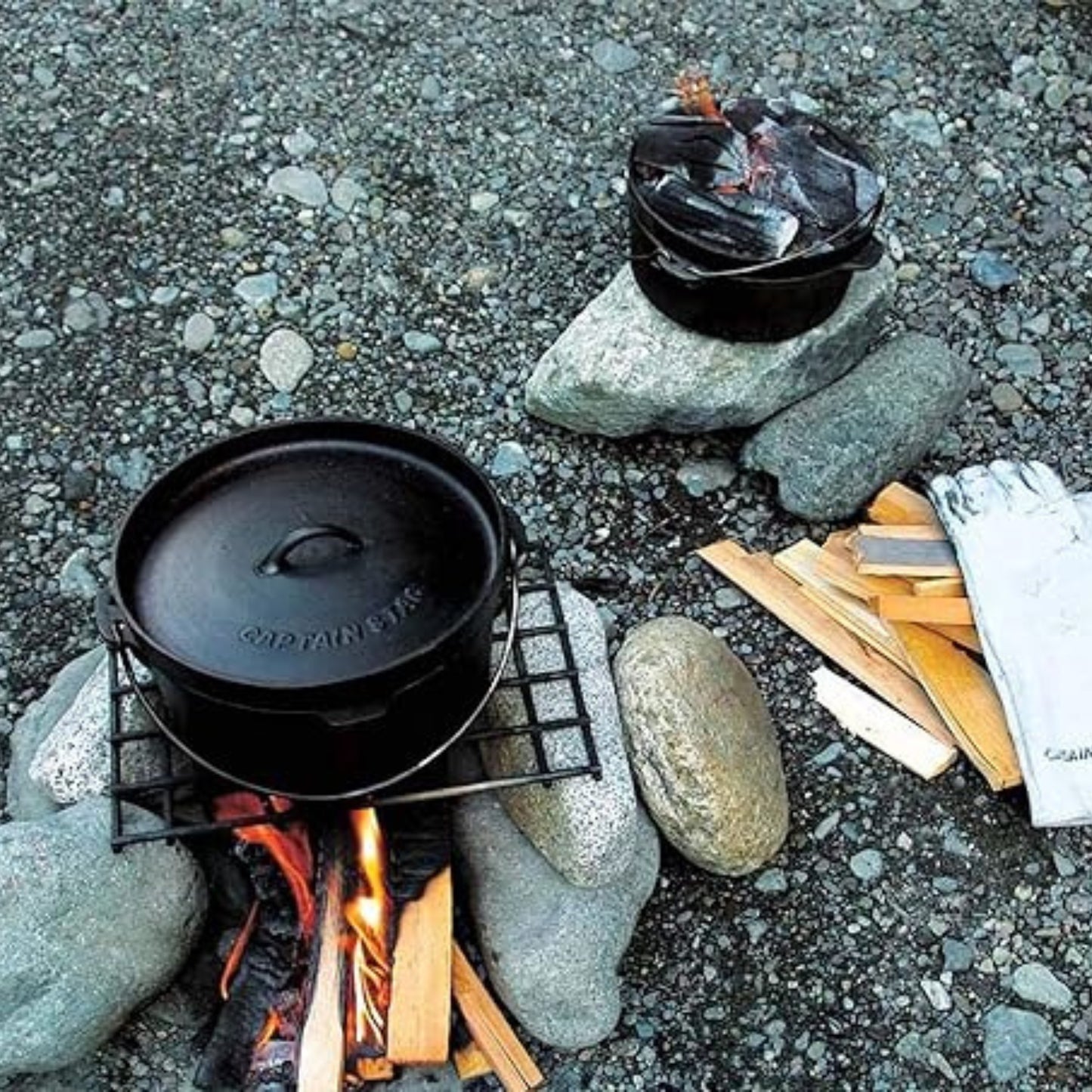 قدر Dutch Oven من حديد الزهر Cast Iron مع غطاء | عدة قياسات | من العلامة التجارية اليابانية Captain Stag