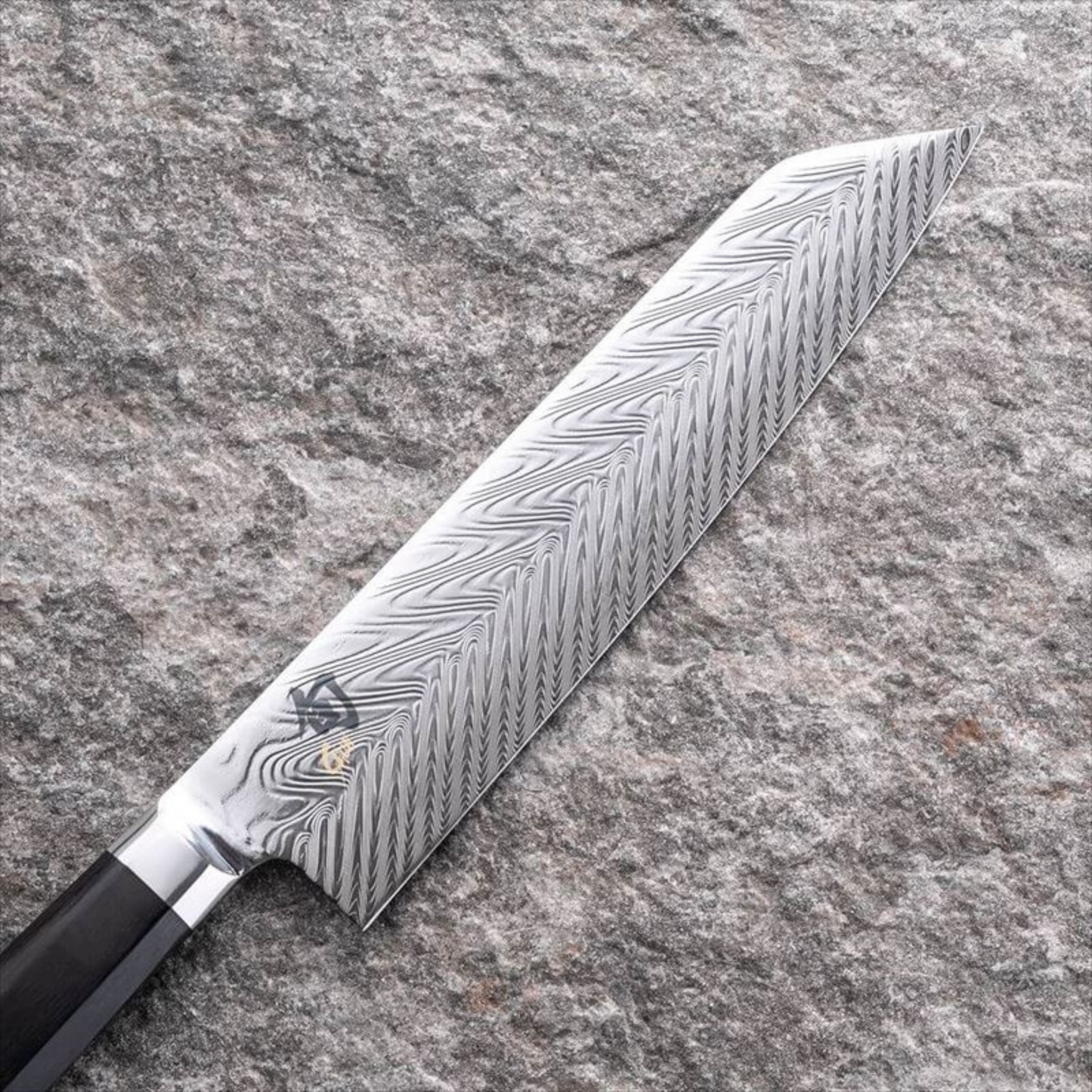 سكين Shun Dual Core Kiritsuke | 70 طبقة من نوعين من الفولاذ VG-10 و VG-2 بنمط الفولاذ الدمشقي ومقبض من الخشب | عدة قياسات | من العلامة التجارية اليابانية Kai
