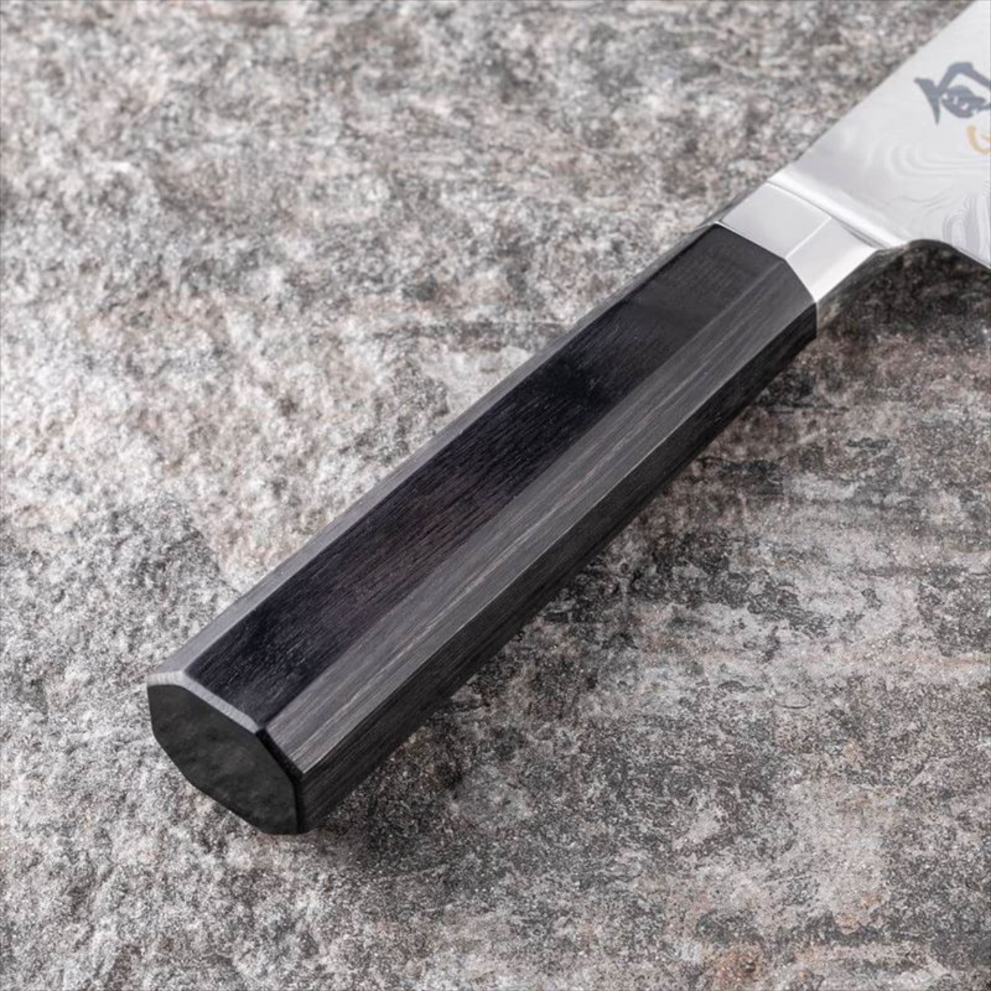 سكين Shun Dual Core Kiritsuke | 70 طبقة من نوعين من الفولاذ VG-10 و VG-2 بنمط الفولاذ الدمشقي ومقبض من الخشب | عدة قياسات | من العلامة التجارية اليابانية Kai