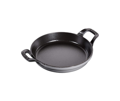 مقلاة وطبق متعدد المهام من حديد الزهر Cast Iron المطلي بالمينا من البراند الفرنسي Staub صنع في فرنسا