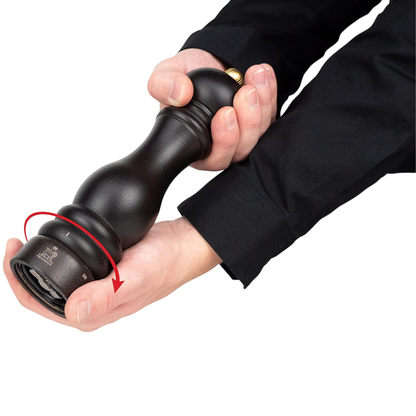 مطحنة مائدة يدوية Paris u'Select | مطحنة فلفل وملح | من خشب الزان الطبيعي ومسننات من الفولاذ عالي الكربون | عدة أحجام وألوان | من العلامة التجارية Peugeot | صنع في فرنسا