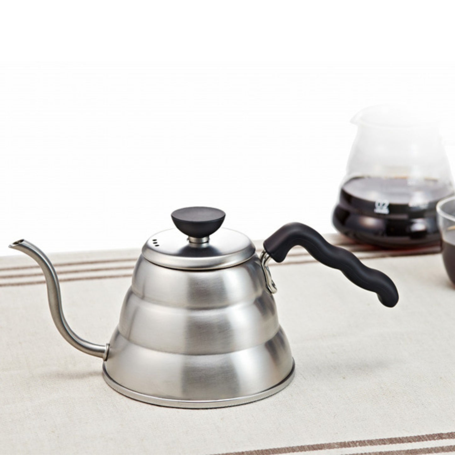 غلاية القهوة الاحترافية Drip Kettle عدة سعات من العلامة التجارية اليابانية Hario، صنع في اليابان، من أفضل المنتجات مبيعًا عالميًا