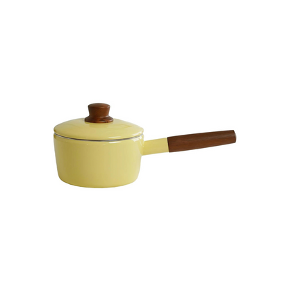 قدر Nature Saucepan مع ذراع وغطاء | من الفولاذ المطلي بالمينا عالية الجودة وذراع ومقبض من الخشب الطبيعي | قياس 16سم وسعة 1.6لتر بلونين جذابين | من العلامة التجارية اليابانية الرائدة Fuji Horo