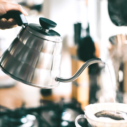 إبريق تقطير القهوة المختصة V60 VKBR Drip Kettle - عدة سعات - من العلامة التجارية Hario - صنع في اليابان