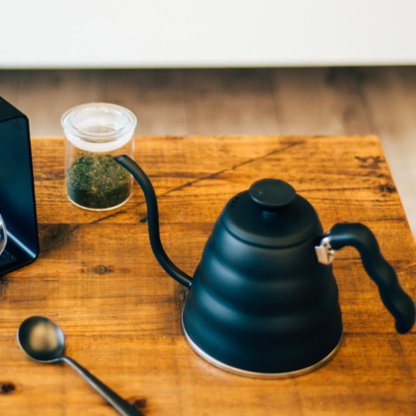 إبريق تقطير القهوة المختصة V60 VKBR Drip Kettle - عدة سعات - من العلامة التجارية Hario - صنع في اليابان