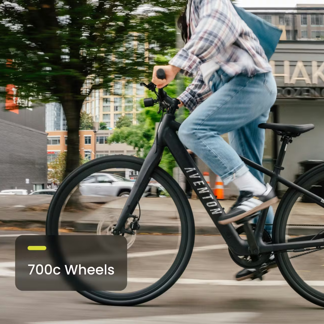 SHISEIDO Shimmer Gel Gloss – لمعان زجاجي 360° وترطيب فوري لشفاه ممتلئة ومشرقة | 7 ألوان فاخرة