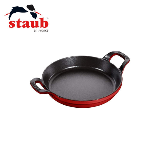 طبق متعدد المهام للشوي والخبز داخل الفرن والتقديم | عدة قياسات | من حديد الزهر Cast Iron المطلي بالمينا | متوافق للاستعمال على العديد من مصادر الحرارة | من البراند الفرنسي Staub صنع في فرنسا