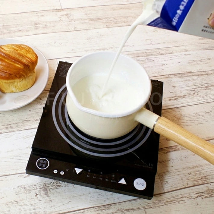 FUJIHORO Japan Enamel Milk Pan 15cm – قدر حليب مينا بغطاء | 1.2 لتر