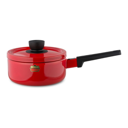 قدر FUJIHORO Solid Series Saucepan من المينا مقاس 18 سم باللون الأحمر مع غطاء ومقبض طويل أسود.