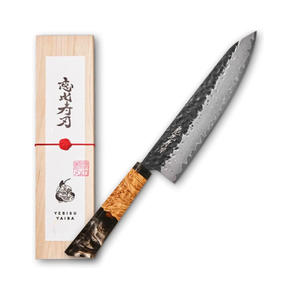 سكين YEBISU YAIBA Tsuki الياباني بنصل VG-10 و67 طبقة Damascus مع مقبض Birch وراتنج مقوّى